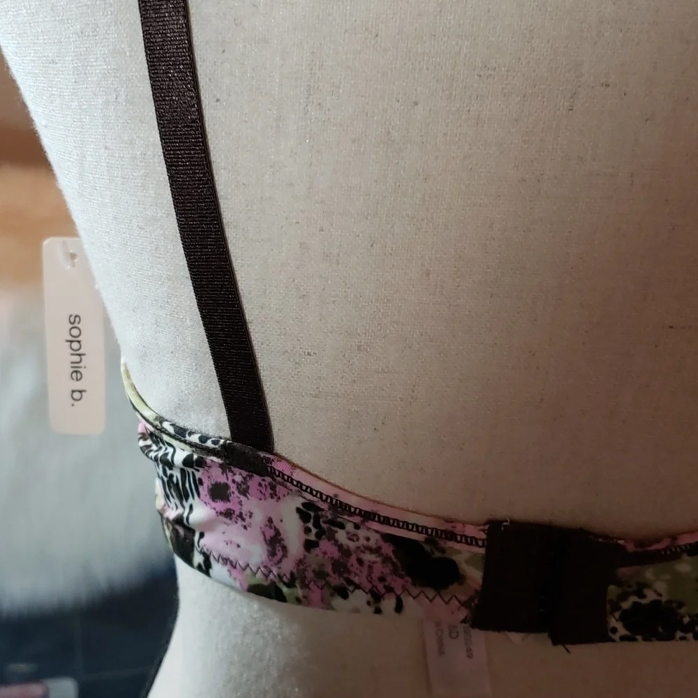𝅺NWT Sophie B 36D Underwire Bra Jungle Print